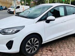 Frostweiß Gebraucht 2023 Ford Fiesta Titanium Kleinwagen | 18.590 € (Fairer Preis)
