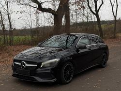 Schwarz Gebraucht 2018 Mercedes CLA200 Shooting Brake AMG line Kombi | 11.999 € (Superpreis)