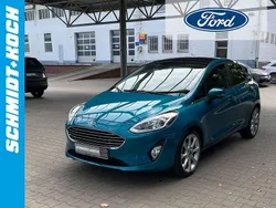 Blau Gebraucht 2018 Ford Fiesta Titanium Kleinwagen | 13.750 € (Etwas zu teuer)