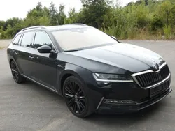 Schwarzmagic perleffekt Gebraucht 2022 Skoda Superb LAURIN & KLEMENT Kombi | 27.490 € (Fairer Preis)