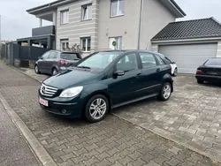 Grün Gebraucht 2005 Mercedes B200 Van / Kleinbus | 5.999 € (Fairer Preis)