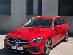 Rot Gebraucht 2022 Mercedes C200 Avantgarde Kombi | 30.500 €