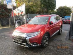 Rot Gebraucht 2019 Mitsubishi Outlander Plus SUV | 18.999 € (Superpreis)