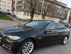 Braun Gebraucht 2015 BMW 530 Comfort Edition Limousine | 11.000 €