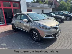 Beige Gebraucht 2016 Renault Captur Luxe SUV | 12.700 € (Fairer Preis)