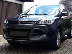 Grau Gebraucht 2015 Ford Kuga Titanium SUV | 11.450 € (Guter Preis)