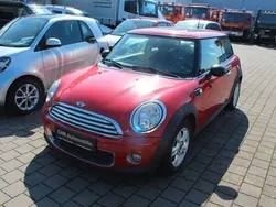 Rot Gebraucht 2011 Mini ONE Kleinwagen | 5.900 € (Etwas zu teuer)
