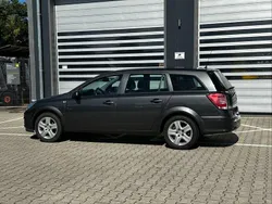 Karbongrau Gebraucht 2009 Opel Astra Edition Kombi | 1.900 € (Guter Preis)