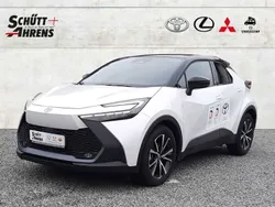 Weiß Gebraucht 2023 Toyota C-HR Team SUV | 32.890 € (Teuer)