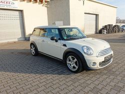 Weiß Gebraucht 2012 Mini One D Clubman Kombi | 3.900 €