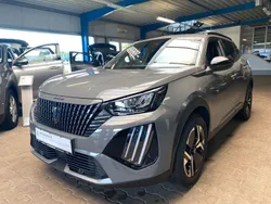 Grau Gebraucht 2024 Peugeot 2008 Allure SUV | 18.900 € (Fairer Preis)