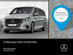Grau Gebraucht 2025 Mercedes V220 Van / Kleinbus | 63.598 €