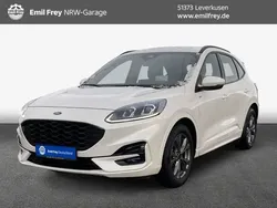 White platinum metallic Gebraucht 2023 Ford Kuga ST-Line SUV | 25.875 € (Superpreis)