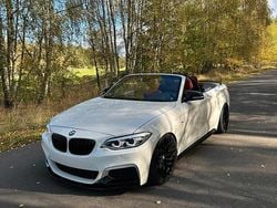 Weiß Gebraucht 2017 BMW M240 M Performance Cabrio | 24.700 €