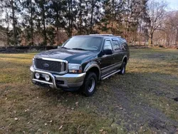 Grün Gebraucht 2001 Ford Excursion SUV | 12.000 €