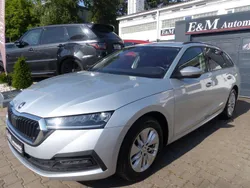 Silber Gebraucht 2021 Skoda Octavia Kombi | 15.980 € (Guter Preis)