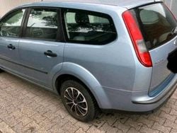 Blau Gebraucht 2006 Ford Transit Kombi | 1.600 €