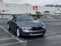 Grau Gebraucht 2011 BMW 116 Urban Line Kleinwagen | 15.000 €