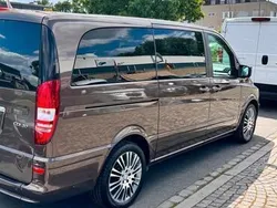 Braun Gebraucht 2012 Mercedes Viano Van / Kleinbus | 30.500 €