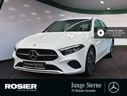 Weiss / polarweiß Gebraucht 2024 Mercedes A180 Advanced Limousine | 27.485 € (Guter Preis)