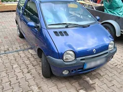 Blau Gebraucht 2001 Renault Twingo Kleinwagen | 999 €