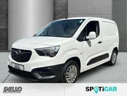 Weiß Gebraucht 2020 Opel Combo Edition Van / Kleinbus | 14.290 € (Fairer Preis)