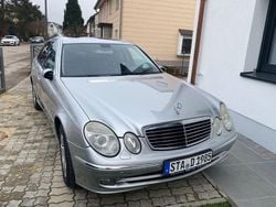 Silber Gebraucht 2005 Mercedes E320 Avantgarde Limousine | 4.800 € (Guter Preis)