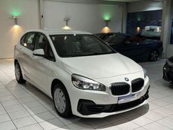Weiß Gebraucht 2018 BMW 218 Active Tourer Performance Van / Kleinbus | 9.999 € (Superpreis)