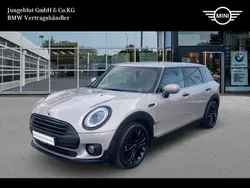Grau Gebraucht 2021 Mini One Clubman Classic Kombi | 15.910 € (Guter Preis)