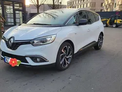 Gebraucht 2017 Renault Grand Scénic IV Bose Edition Van / Kleinbus | 14.200 € (Fairer Preis)