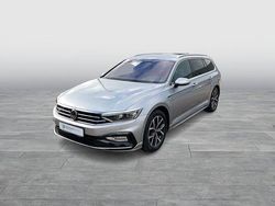 Silber Gebraucht 2022 VW Passat Elegance Kombi | 25.979 € (Fairer Preis)