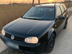 Schwarz Gebraucht 1999 VW Golf IV Kombi | 2.000 €