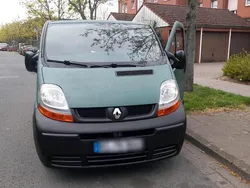 Rot Gebraucht 2002 Renault Trafic Van | 4.200 €