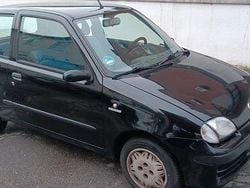 Schwarz Gebraucht 2001 Fiat Seicento Kleinwagen | 1.350 € (Fairer Preis)