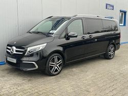 Obsidianschwarz metallic mb 91 Gebraucht 2022 Mercedes V300 Avantgarde Van / Kleinbus | 54.999 € (Fairer Preis)
