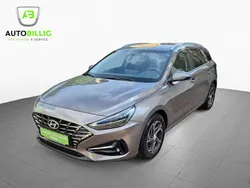 Braun Gebraucht 2022 Hyundai i30 Kombi | 17.999 € (Fairer Preis)