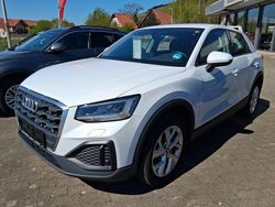 Gletscherweiß metallic Gebraucht 2022 Audi Q2 SUV | 20.900 € (Fairer Preis)