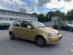 Gold Gebraucht 2004 Chevrolet Kalos SE Kleinwagen | 3.900 € (Etwas zu teuer)