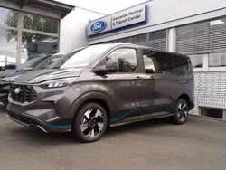 Grau Neu 2025 Ford Tourneo Custom Sport Van / Kleinbus | 53.990 € (Etwas zu teuer)