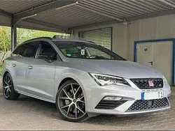 Grau Gebraucht 2020 Cupra Leon Kombi | 26.750 € (Fairer Preis)