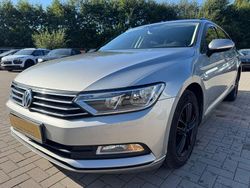 Silber Gebraucht 2016 VW Passat Trendline Kombi | 6.490 € (Superpreis)
