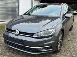 Grau Gebraucht 2018 VW Golf VII Sound Kombi | 18.900 € (Teuer)