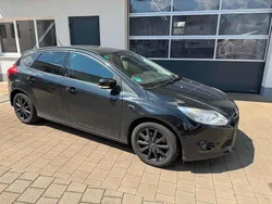 Schwarz Gebraucht 2013 Ford Focus Champions Edition Limousine | 3.750 € (Superpreis)