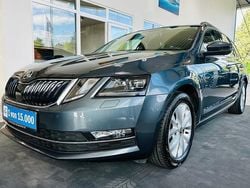 Grau Gebraucht 2020 Skoda Octavia Style Kombi | 15.580 €
