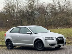 Silber Gebraucht 2005 Audi A3 Ambition Limousine | 2.200 € (Fairer Preis)