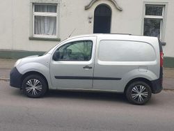 Blau Gebraucht 2009 Renault Kangoo Van / Kleinbus | 3.333 € (Fairer Preis)