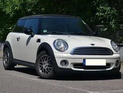 Beige Gebraucht 2008 Mini Cooper Kleinwagen | 3.599 € (Etwas zu teuer)