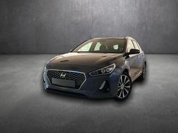 Grau metallic Gebraucht 2017 Hyundai i30 Premium | 18.800 € (Teuer)