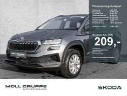 Graphitegrau metallic Neu 2025 Skoda Karoq Selection SUV | 34.880 € (Fairer Preis)