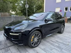 Schwarz Gebraucht 2016 Porsche Cayenne Turbo SUV | 47.900 € (Etwas zu teuer)